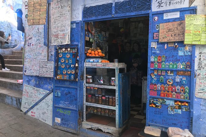 From Tangier: Special Day Trip to Chefchaouen and Tetouan - Guides make the difference