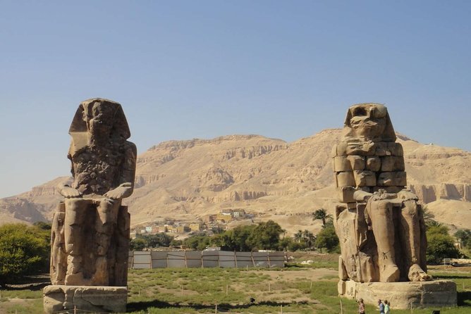 Full Day Tour to East and West Banks of Luxor - Crossing to Luxor Temple on the East Bank