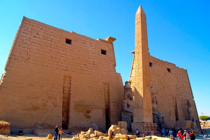 Full Day Tour to East and West Banks of Luxor - Lunch and the shopping-stop question