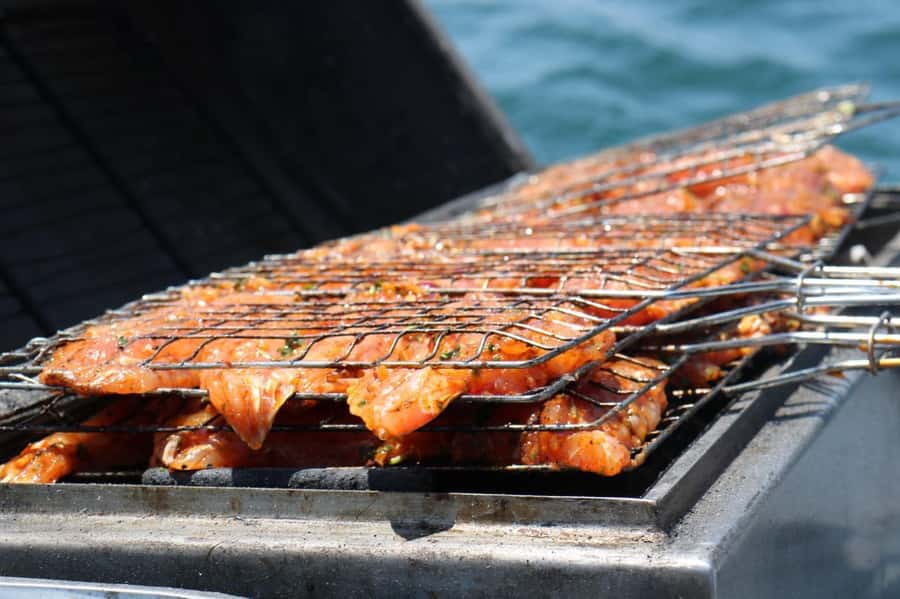 Half-Day Boat Trip in Agadir: Fishing, Fish BBQ & Swimming - The crew makes the difference