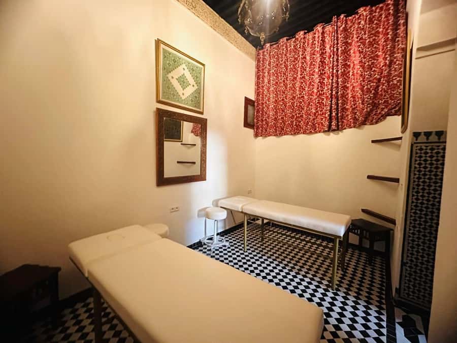 Hammam &Massage Dar Tahri & SPA - Mint tea, robes, and a calm pause