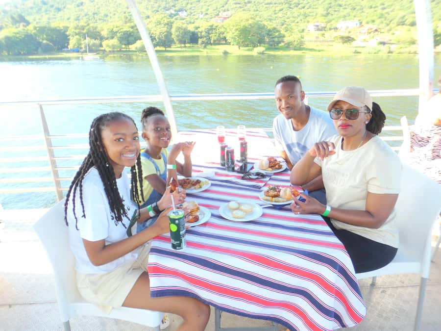 Hartbeespoort: 2-Hour Dam Cruise with South African Food - Practical details that affect your day