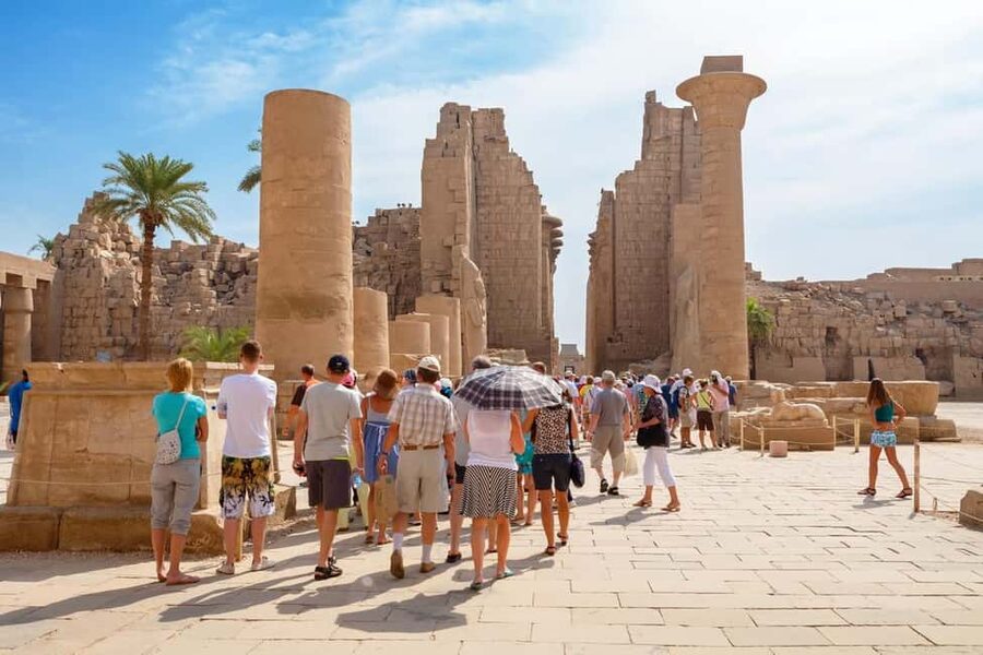Hurghada: 2-Day Luxor Tour with Hotel, Balloon, & Nile Boat - Inside the Valley of the Kings