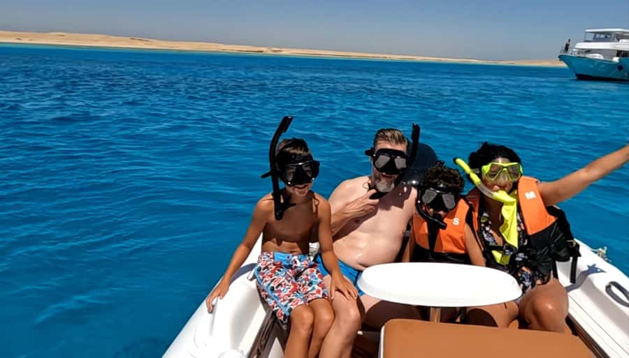 Hurghada: 3-Island Speedboat, Dolphin Watching & Snorkeling - Price and who gets good value