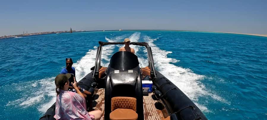 Hurghada: 3-Island Speedboat, Dolphin Watching & Snorkeling - Food, fruit, drinks, and the five-minute flight