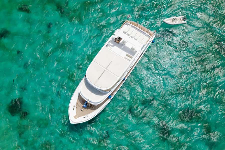 Hurghada: All-Inclusive Elite VIP Dolphin House & Massage - Who should book this cruise