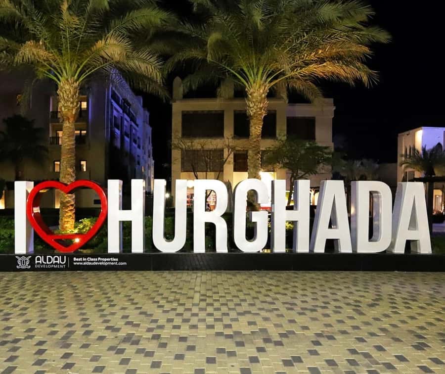 Hurghada: City Guided Tour with Local Market Stop - Timing, transport, and physical comfort