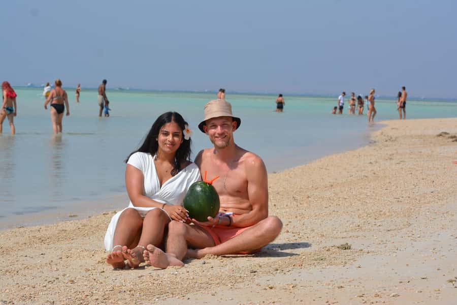 Hurghada: Elegance Yacht Cruise To Orange bay Island W lunch - Setting off from Hurghada and reaching the marina