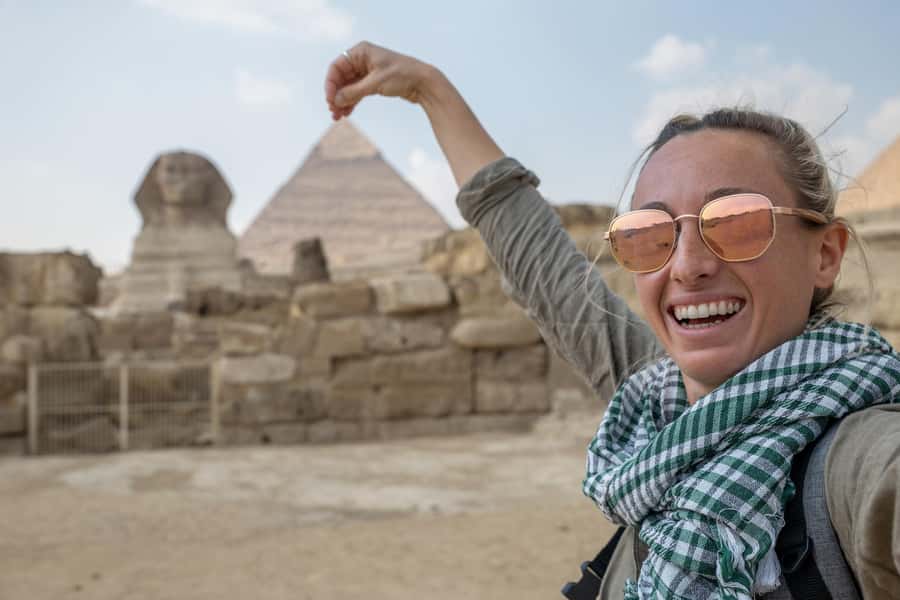 Hurghada: Full-Day Trip to Cairo by Plane - Lunch and optional Nile time