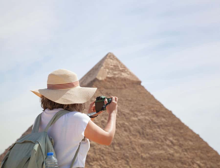 Hurghada: Full-Day Trip to Cairo by Plane - Heat, pacing, and comfort