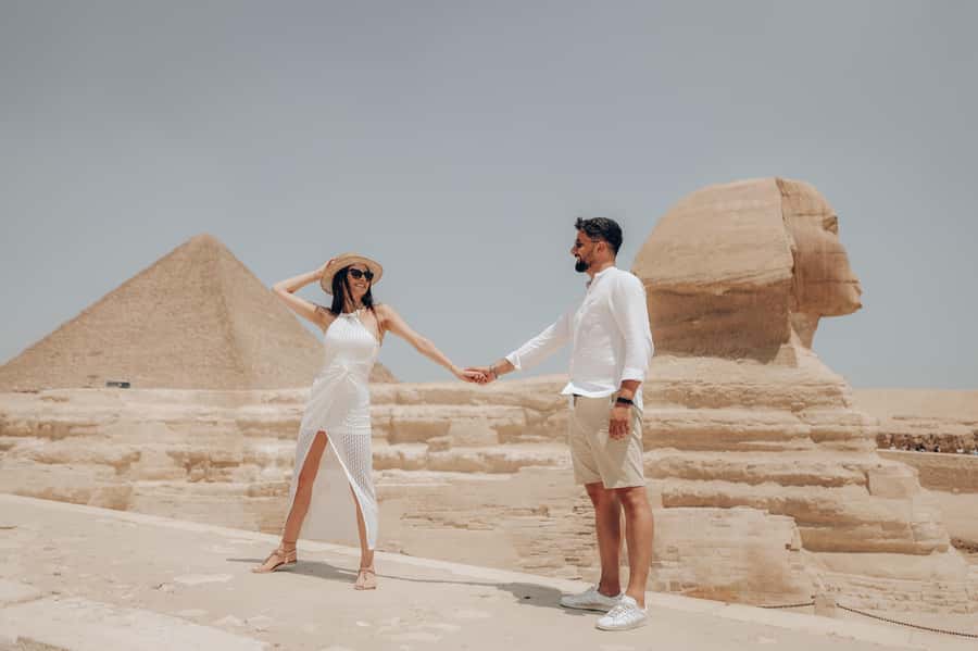 Hurghada: Grand Egyptian Museum, Pyramids & Sphinx Day Tour - The Great Sphinx and Valley Temple in 45 minutes