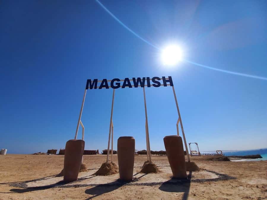 Hurghada: High-Speed Sea Taxi Tour to Orange Bay or Magawish - Guides who make the day easier