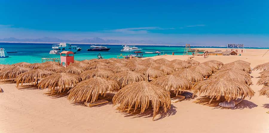 Hurghada: Hula Hula Island Boat Trip with Snorkeling & Lunch - The boat ride and first look at the island