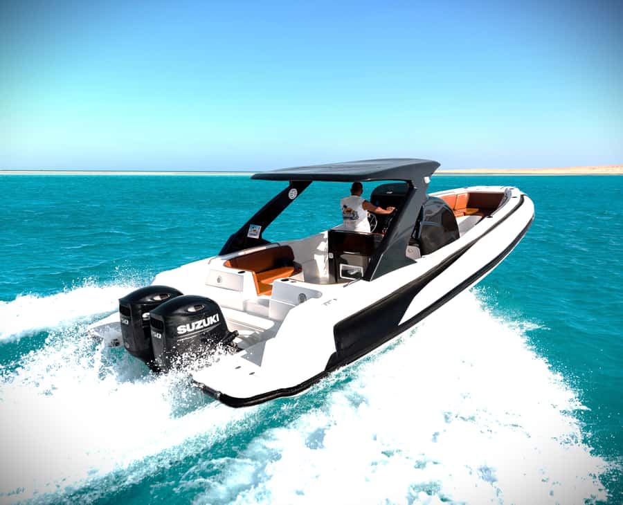 Hurghada: Hula Hula Speedboat w/ Optional Snorkeling & Lunch - Hula Hula Island beach time