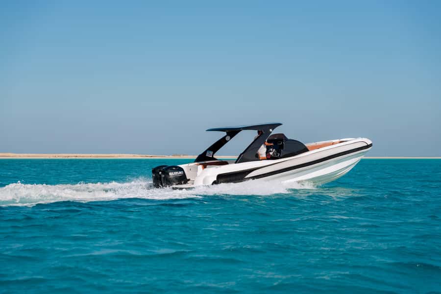 Hurghada: Hula Hula Speedboat w/ Optional Snorkeling & Lunch - Banana boats, sofa rides, and a short massage