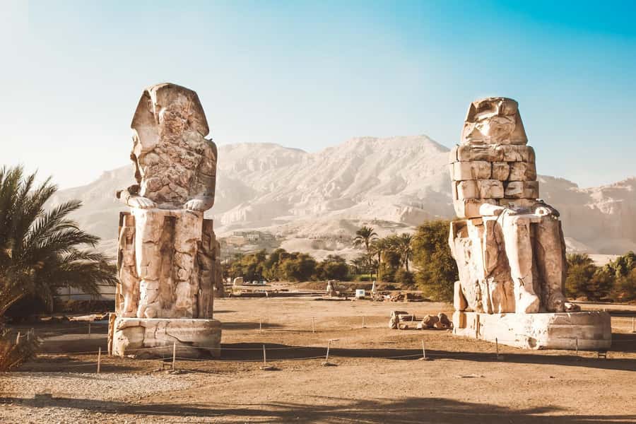 Hurghada: Luxor Highlights & King Tut Tomb Tour with Lunch - Three tombs in the Valley of the Kings