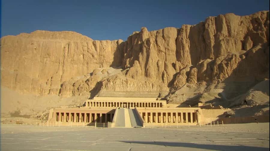 Hurghada: Luxor Highlights & King Tut Tomb Tour with Lunch - The 4.5-hour drive from Hurghada