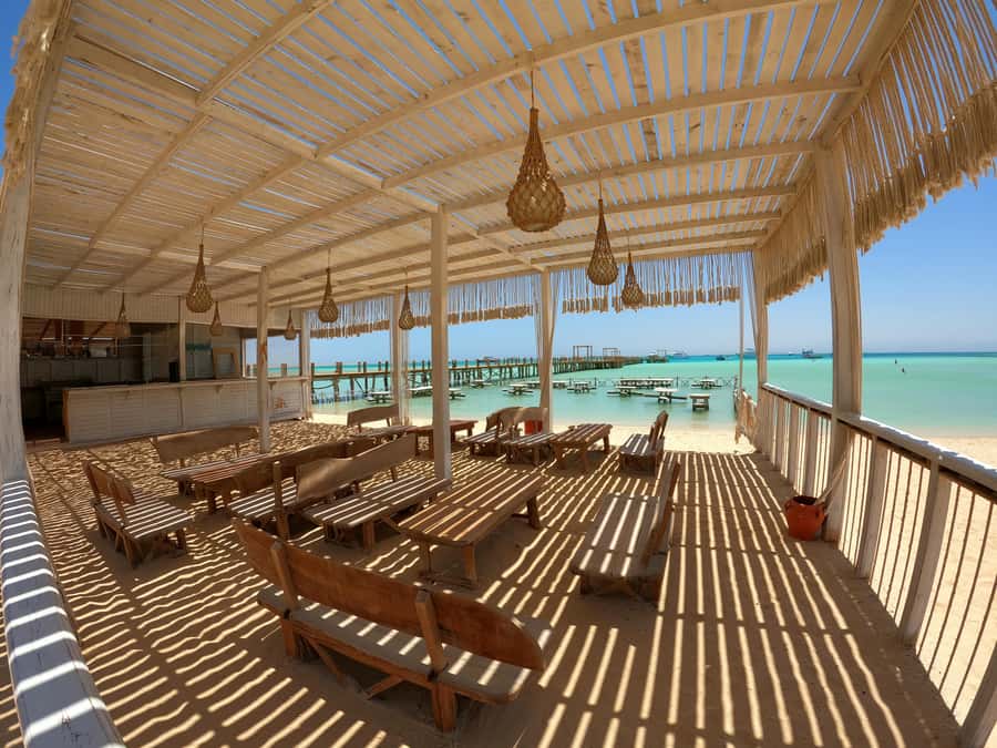Hurghada: Luxury Cruise Trip to Orange Bay with Lunch - Massage and water activities