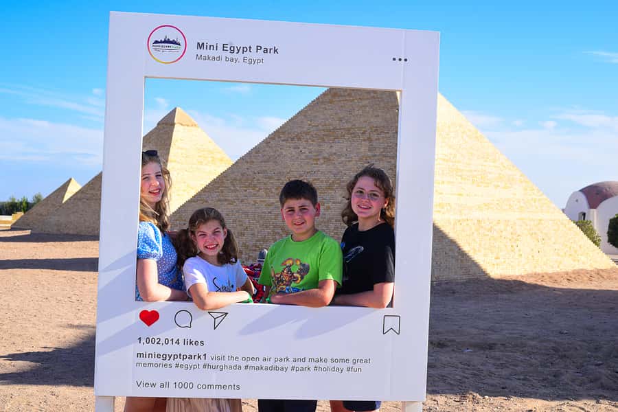 Hurghada: Mini Egypt Park Entry Ticket, Tour, and Transfers - Who should book this experience?