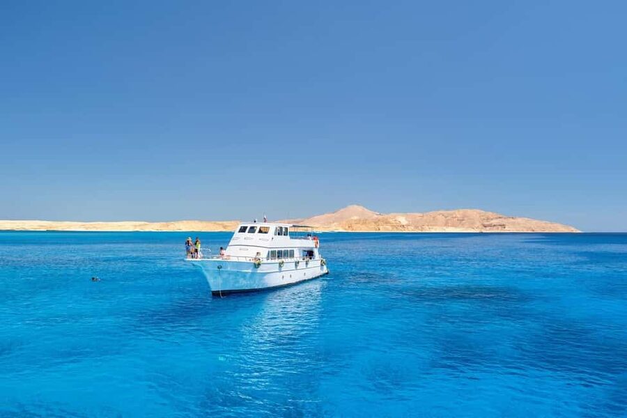 Hurghada: Orange Bay Day Trip with Water Sports and Lunch - Who should book this Orange Bay trip?