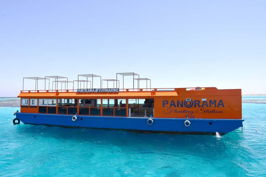 Hurghada: Panoramic Semi-Submarine Cruise with Snorkeling - Guides, crew, and the human side of the trip