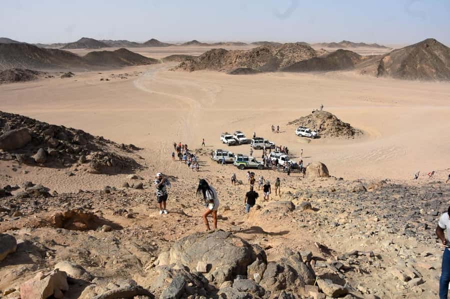 Hurghada: Quad Bike, Buggy, Jeep Safari, Camel Ride & Dinner - Starting from Hurghada with a welcome drink