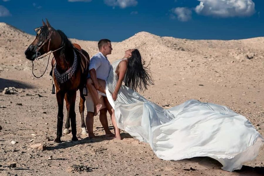 Hurghada: Red Sea & Desert Horse Riding Tour with Swimming - Who should book this Hurghada horse ride?