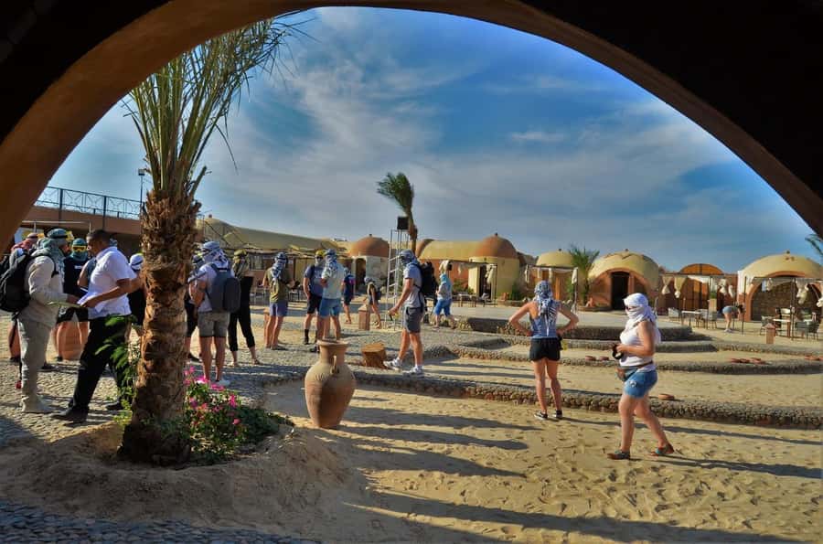 Hurghada: Red Sea Desert Quad Biking Tour & Sand Mountain - A 25-kilometer route into the Red Sea desert