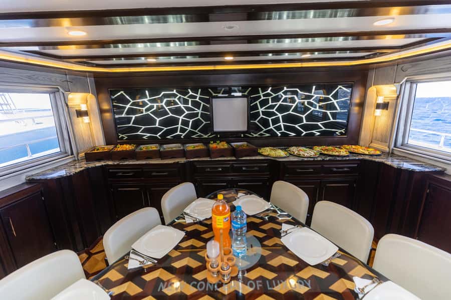 Hurghada: Royal Luxury VIP Cruise to Orange Bay with Lunch - A long day that begins at your hotel