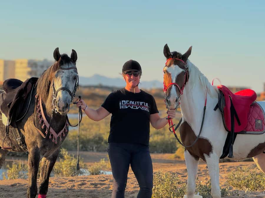 Hurghada: Sea & Desert Horse Riding tour/w Swimming&Transfer - How much value do you get for $17?