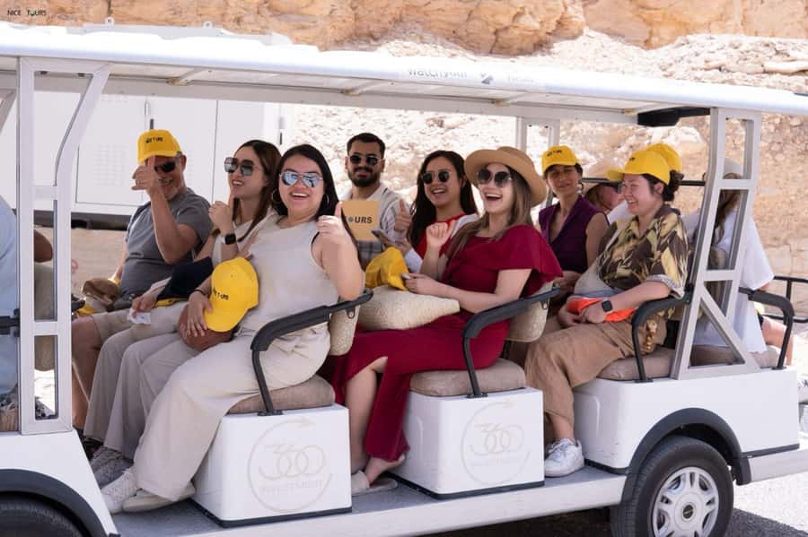 Hurghada: Small-Group Luxor Highlights & Tut Tomb Day Tour - The Colossi of Memnon, a quick but memorable stop
