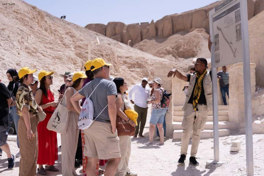 Hurghada: Small-Group Luxor Highlights & Tut Tomb Day Tour - Hatshepsut Temple and a different kind of royal monument