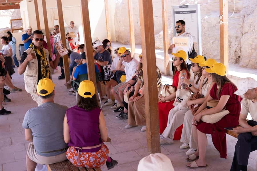 Hurghada: Small-Group Luxor Highlights & Tut Tomb Day Tour - What the guides add to the day