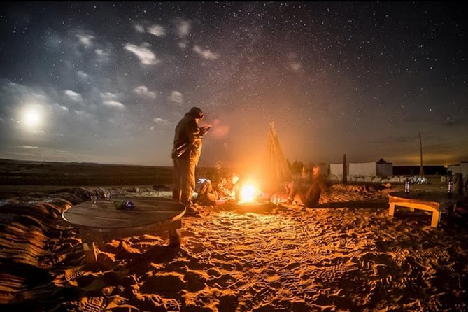 Hurghada: Star Watching Desert Adventure by Jeep with Dinner - Camels, Bedouin tea, and a small village visit
