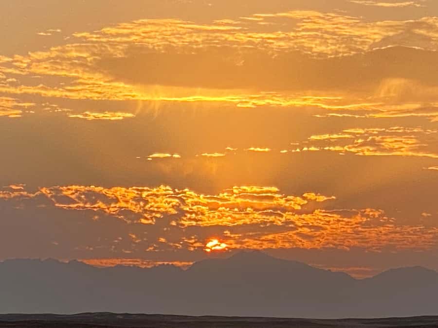 Hurghada: Sunset Camel Ride with Dinner - From Hurghada hotels to the desert track