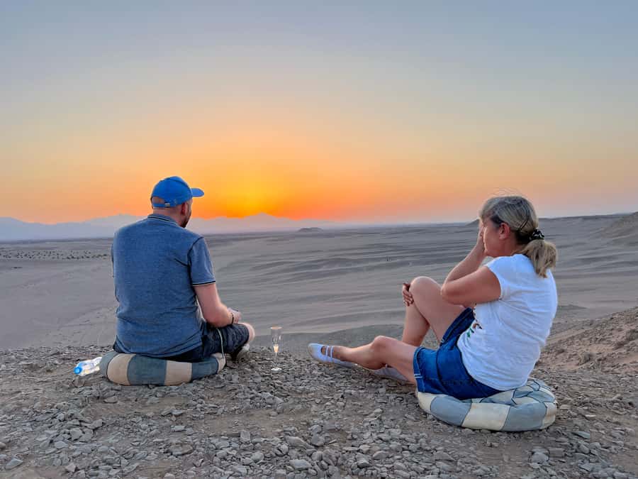 Hurghada: Sunset Camel Ride with Dinner - Star groups, planets, and a professional telescope