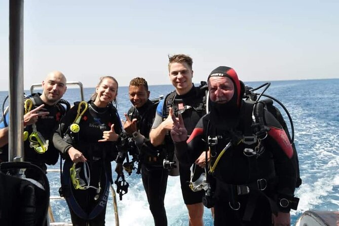 Intro Diving 2 Stops For Beginners with Pick-up and Lunch - Hurghada - First reef stop: your introduction to the Red Sea