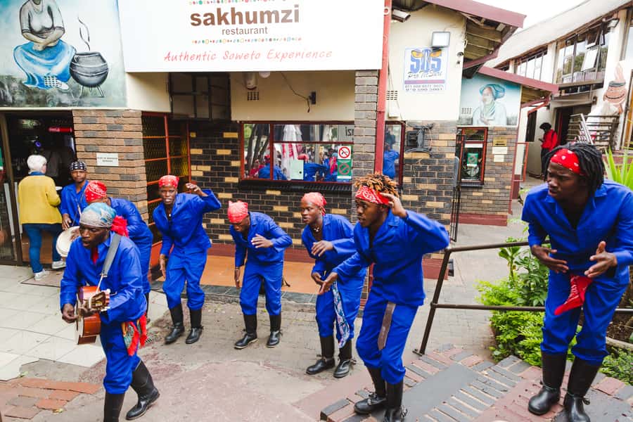 Johannesburg and Soweto Apartheid Full Day Tour w/Lunch - Seeing Johannesburg through its towers and streets