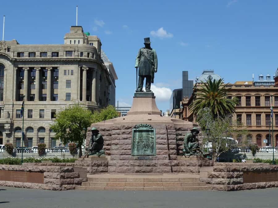 Johannesburg: Pretoria and Cullinan Diamond Mine Tour - Key points to know before you book