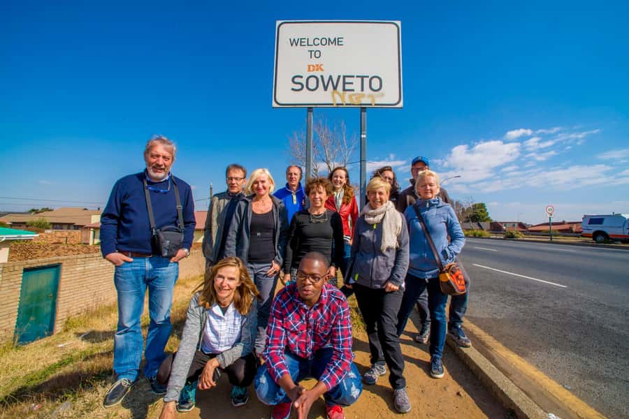 Johannesburg: Soweto Apartheid & Township Tour with Lunch - Why Soweto needs more than a quick photo stop