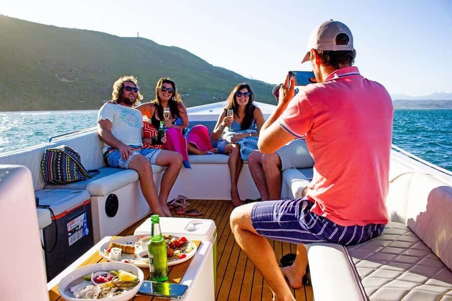 Knysna: Sunset Lagoon Cruise - Finding Bella Vita at the waterfront