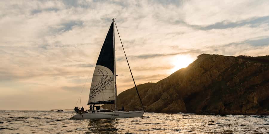 Knysna Sunset Sailing Cruise with Light Dinner and Wine - The practical comfort details