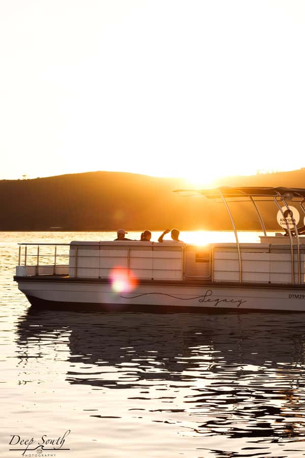Knysna: Wine & Oyster Luxury Lounger Sunset Cruise - From Thesen Island toward the Knysna Heads