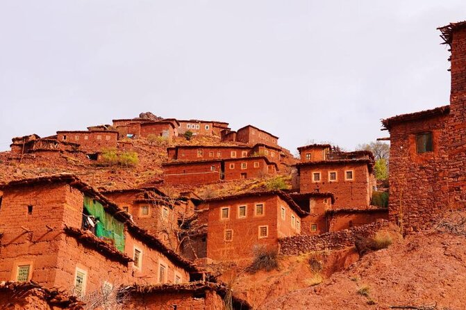 Lunch in the High Atlas: Ourika Valley Waterfalls & 3 Valleys - Dinner, music, and the campfire program