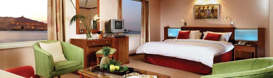 Luxor: 4 Days Nile Cruise with Guided Tours & Abu Simbel - Sunset at Kom Ombo