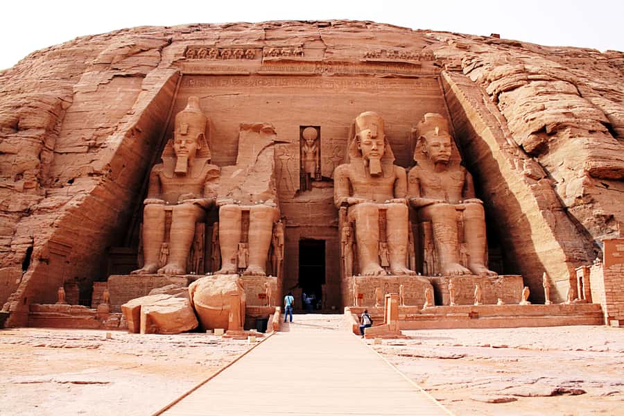 Luxor: Abu Simbel Temple Private Guided Day Trip with Lunch - Key points at a glance