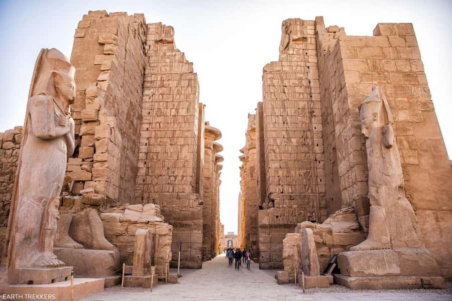 Luxor: East and West Bank Private Full-Day Tour - Karnak Temple: columns on a monumental scale