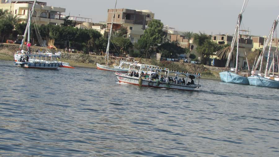 Luxor: Private Felucca Boat Trip with Hotel Pickup - Sailing Past Villages, Wildlife, and Working Farms