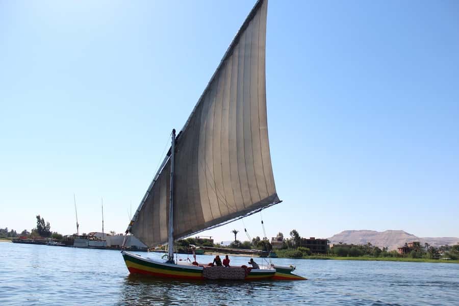 Luxor: Private Felucca Boat Trip with Hotel Pickup - Hotel Pickup Makes the Start Simple
