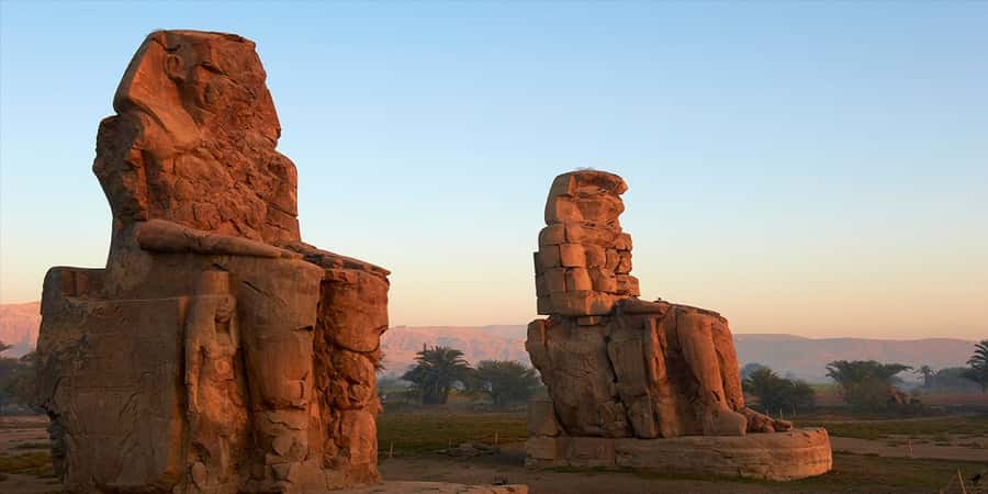 Luxor: Valley of the Kings and Queens Guided Tour with Lunch - Who should book this five-hour tour?